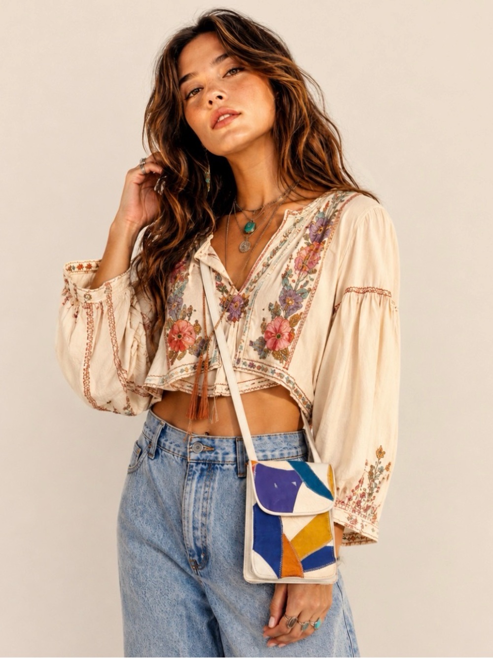 Multi-Color Patchwork Retro, 80’s, Artsy
Leather Boho Wristlet Clutch Purse